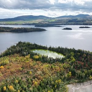 Meet your Posher, Loréna